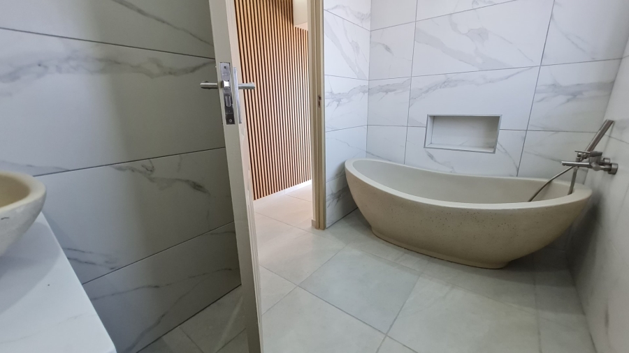 3 Bedroom Property for Sale in Dana Bay Western Cape